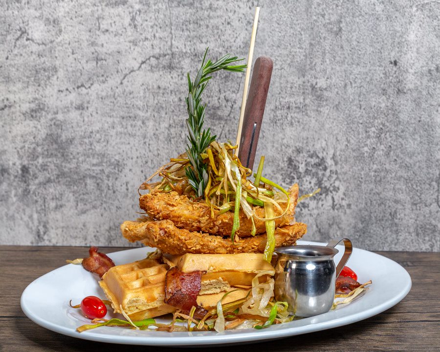 Discover how Hash House A Go Go Mohegan transforms traditional comfort food with twisted farm flavors, giant portions, and bold, unforgettable presentations.