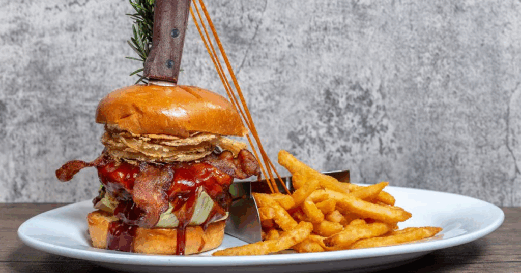 Host your group events at Hash House A Go Go Mohegan. Spacious seating, shareable portions, and a diverse menu make it ideal for any group gathering.